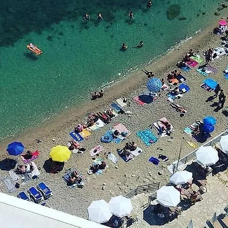 Belinda Sea View Апартаменты *